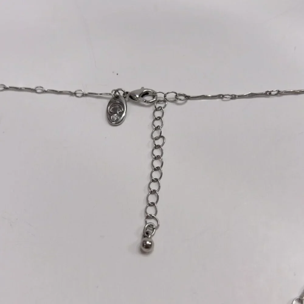 Necklace - Picture 2 of 3